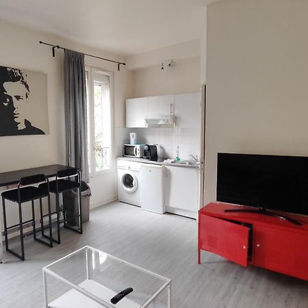 Charming Parisian Studio! إيفري سور سين المظهر الخارجي الصورة