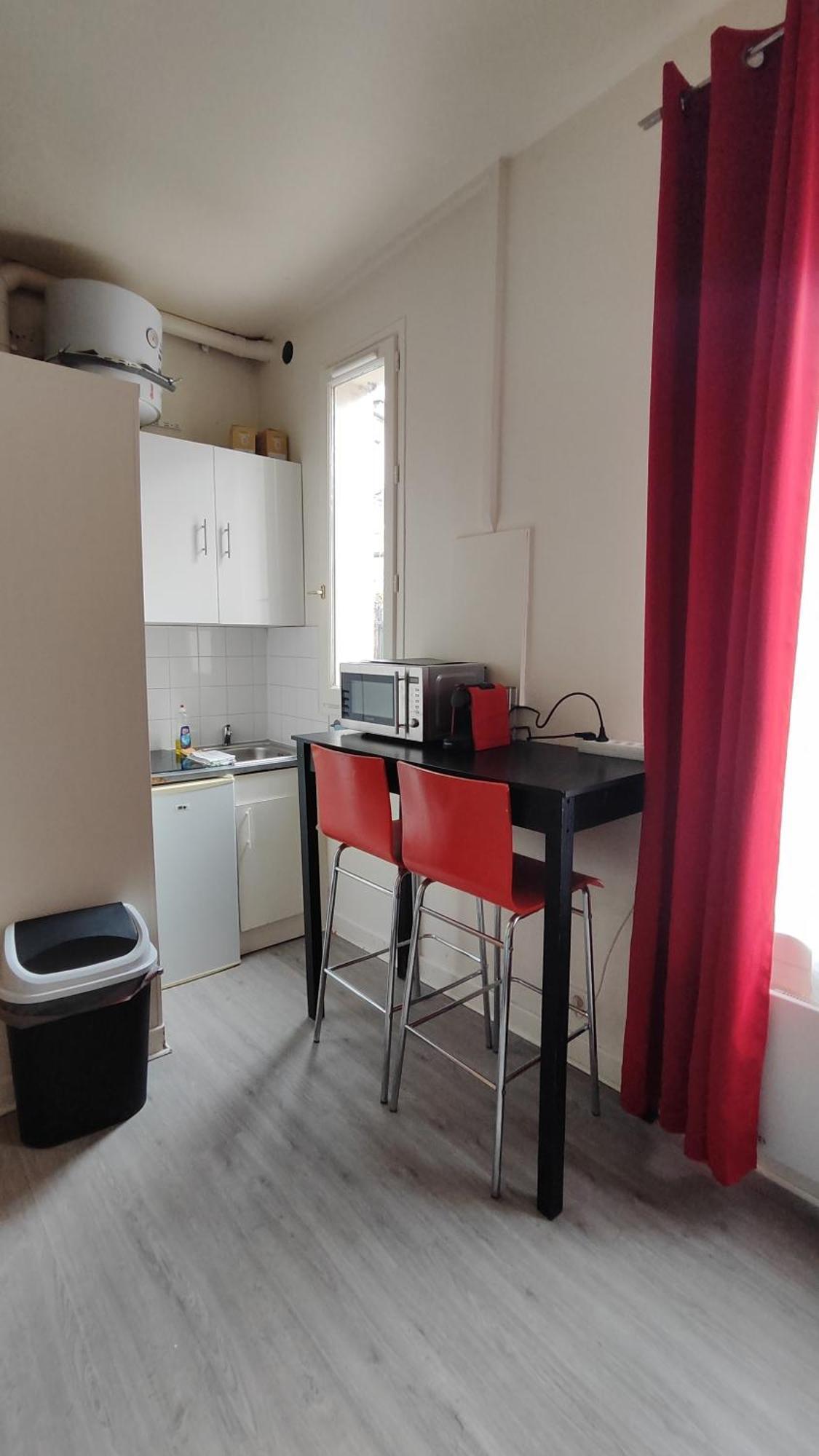 Charming Parisian Studio! إيفري سور سين المظهر الخارجي الصورة